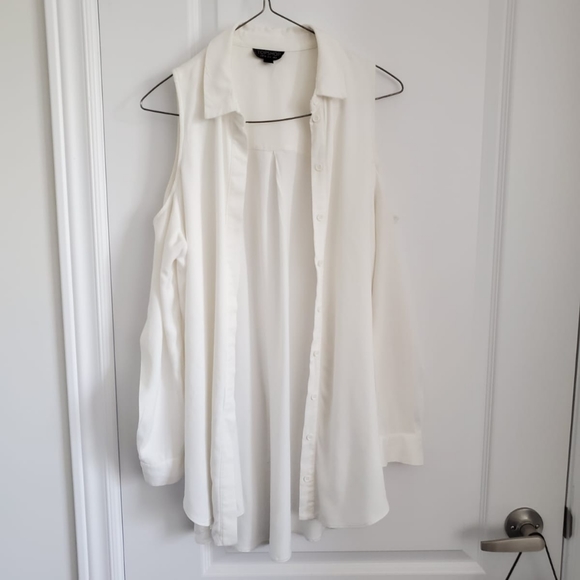Topshop Cutout Shoulder blouse size 4 - Picture 2 of 6
